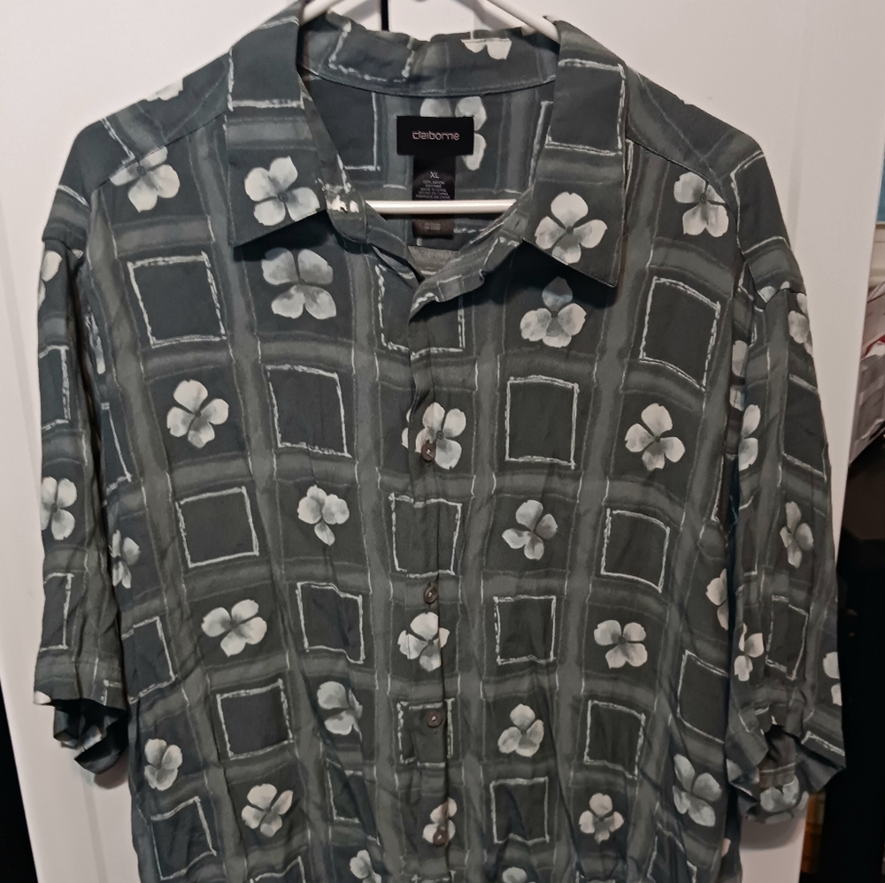 Mens Claiborne short sleeve shirt Size XL